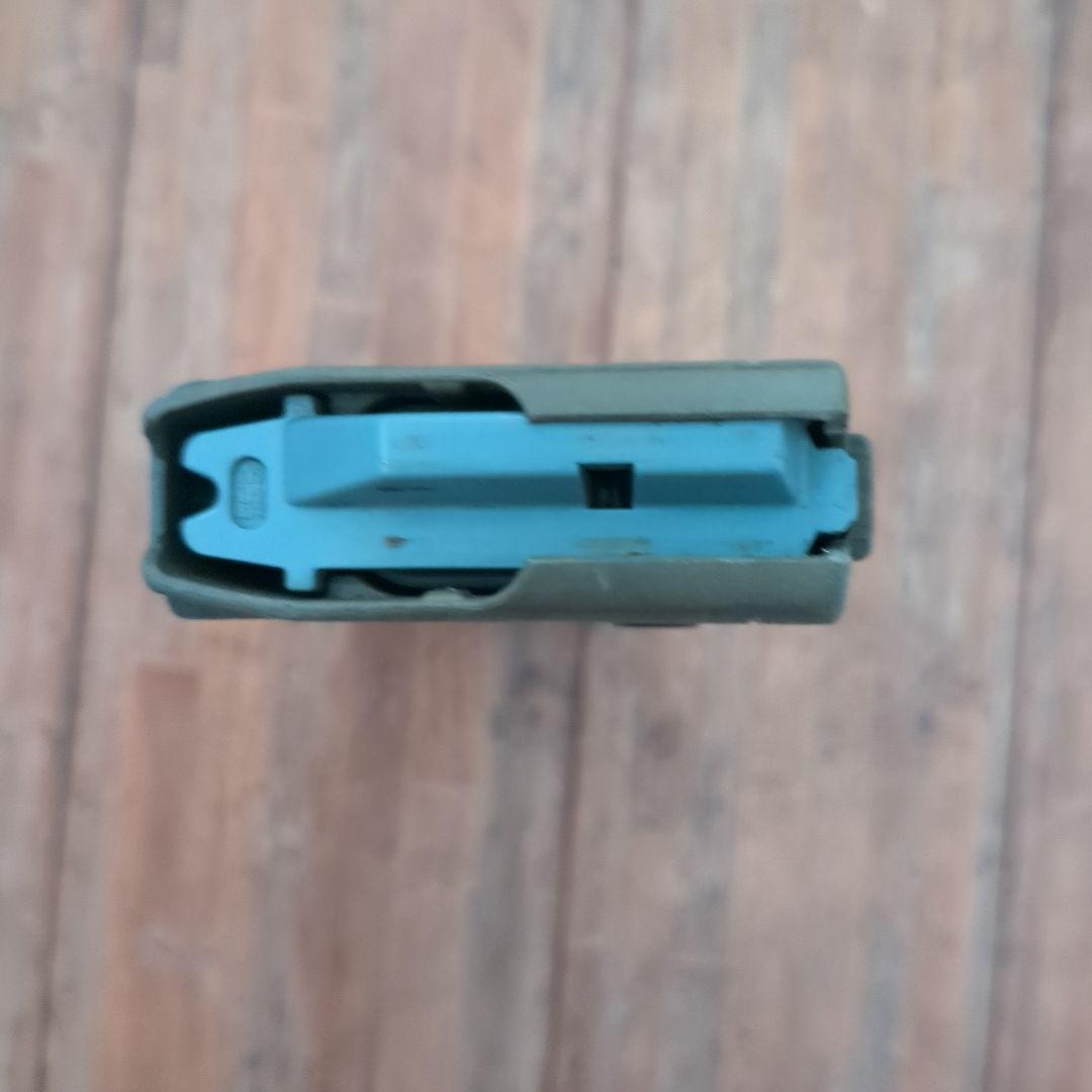 米軍　MAGPUL PMAG M4 両窓 5.56mm 30連 マガジン　⑧