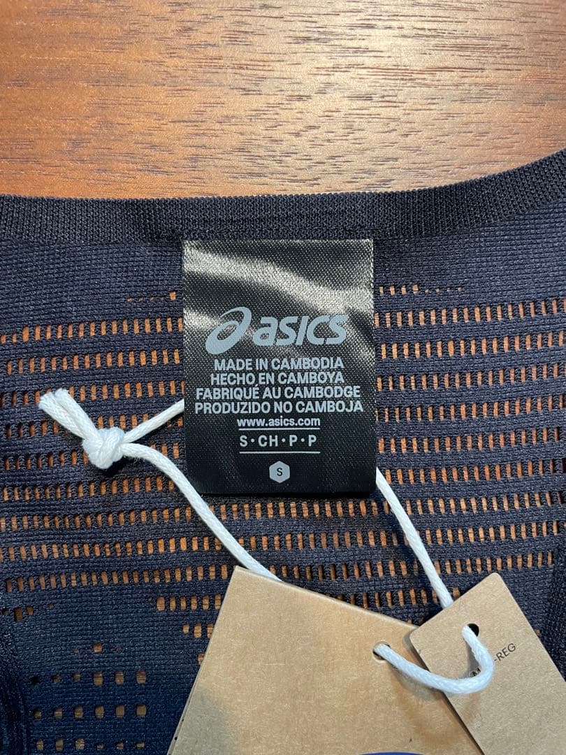 【新品】ASICS RUNシングレット S