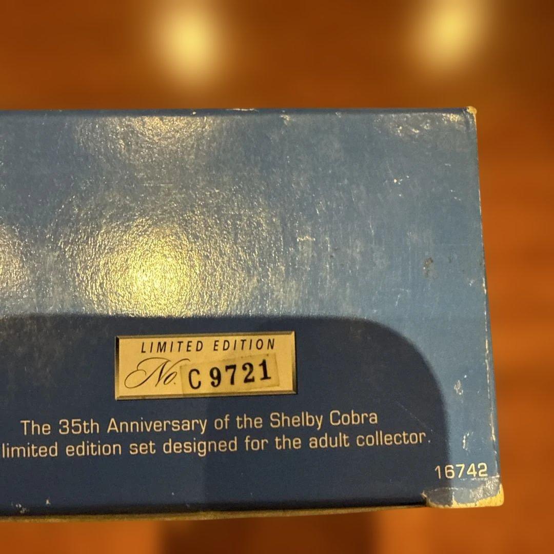 ミニカー No201.35TH ANNIVERSARY SHELBY COBRA