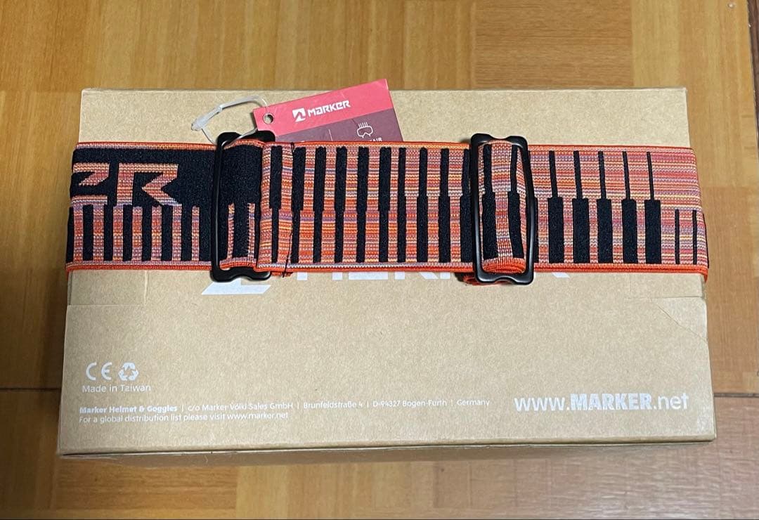 新品MARKER POSSE+マグネット ブラック レッドレンズ大処分
