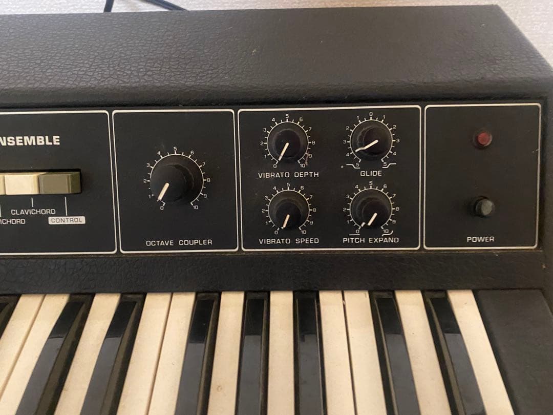 コルグKORG ポリフォニックアンサンブル PE-1000 ビンテージキーボード