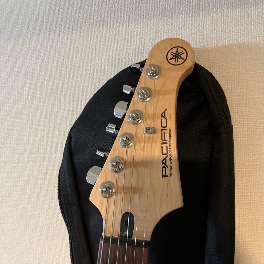 ヤマハ PACIFICA PAC112V