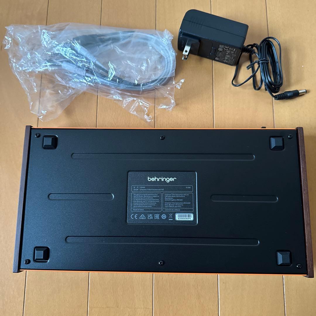 鍵盤楽器 behringer crave