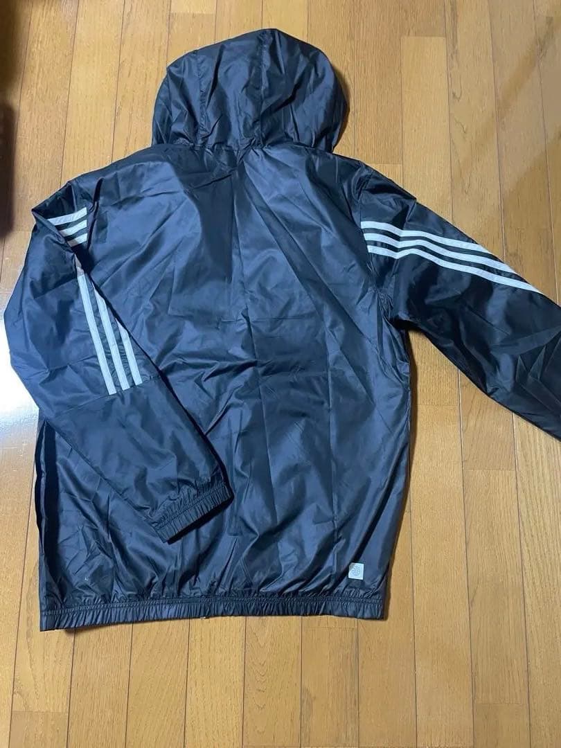 adidas フード付きウィンドブレーカー 黒上下