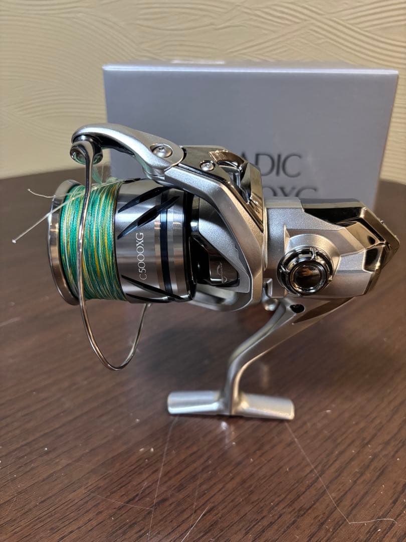 STRADIC C5000XG スピニングリール