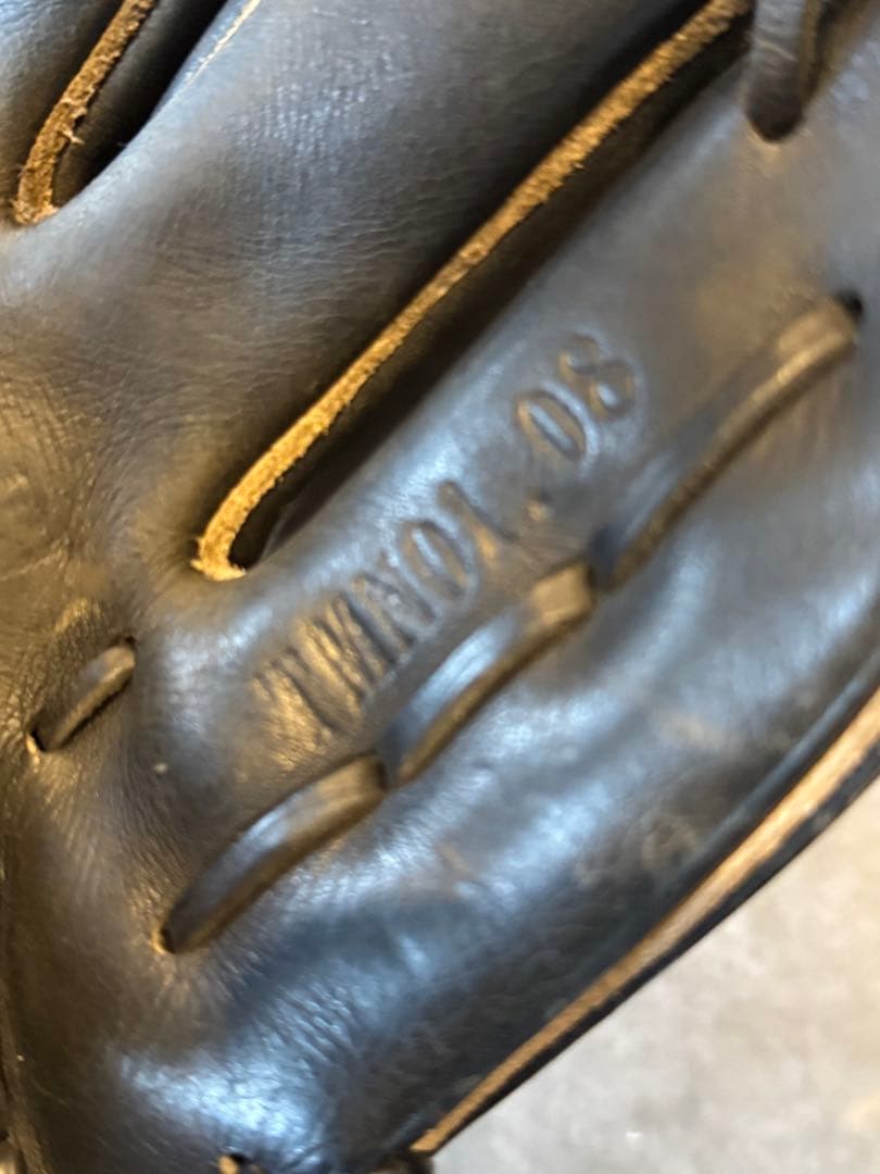 スラッガーグローブ硬式　プロ野球選手使用品