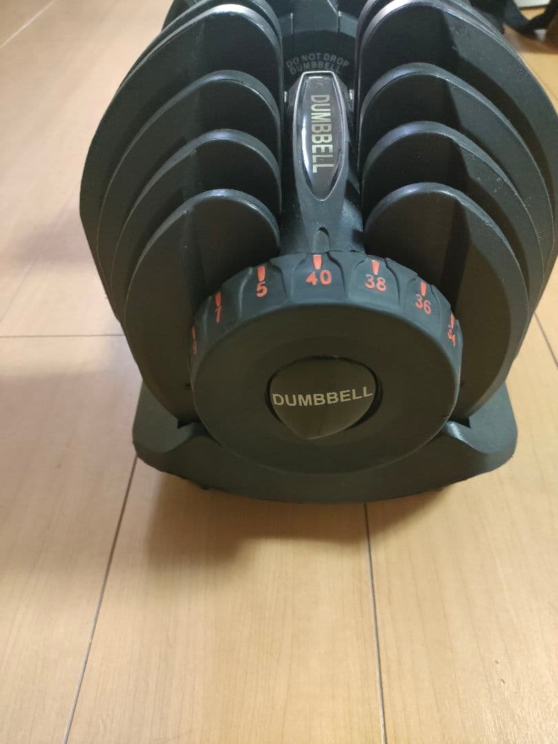 DUMBBELL 可変式ダンベル片方 40kg 置台付①