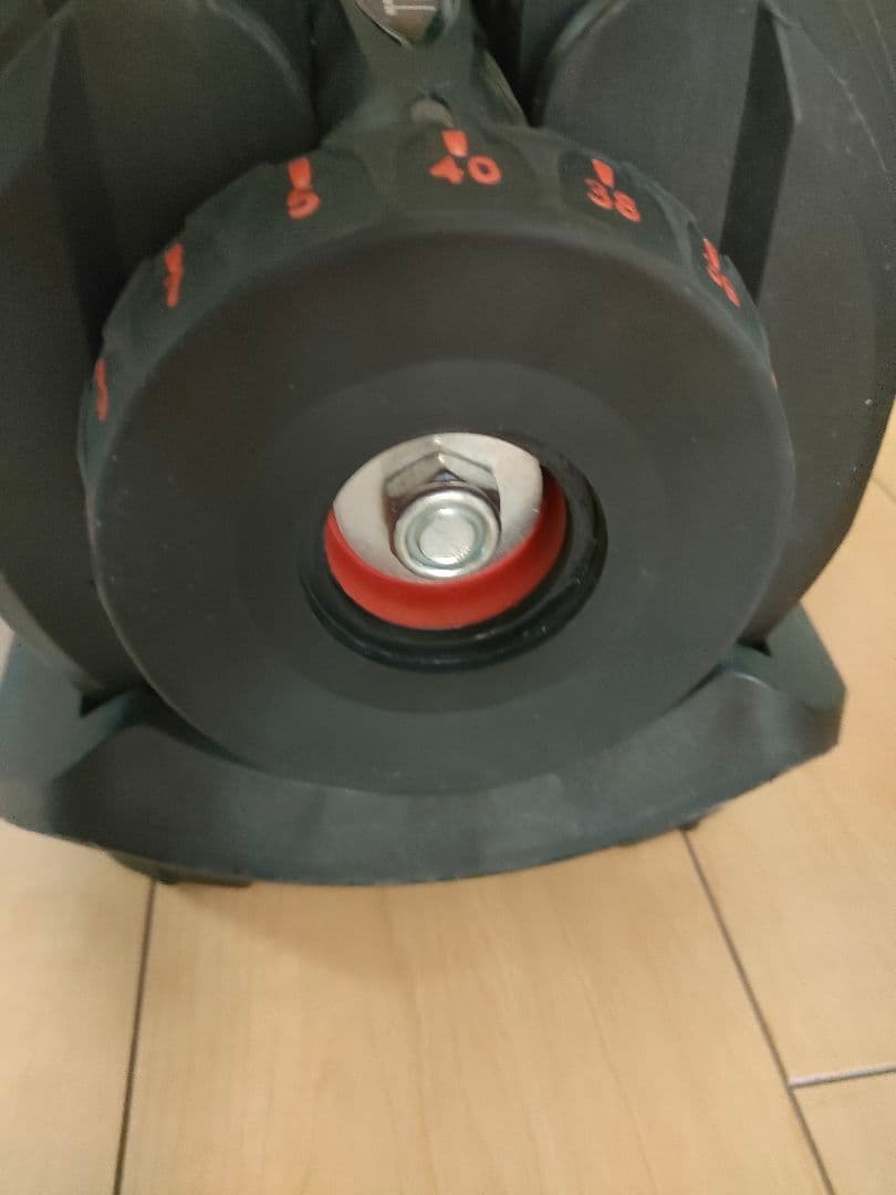 DUMBBELL 可変式ダンベル片方 40kg 置台付①