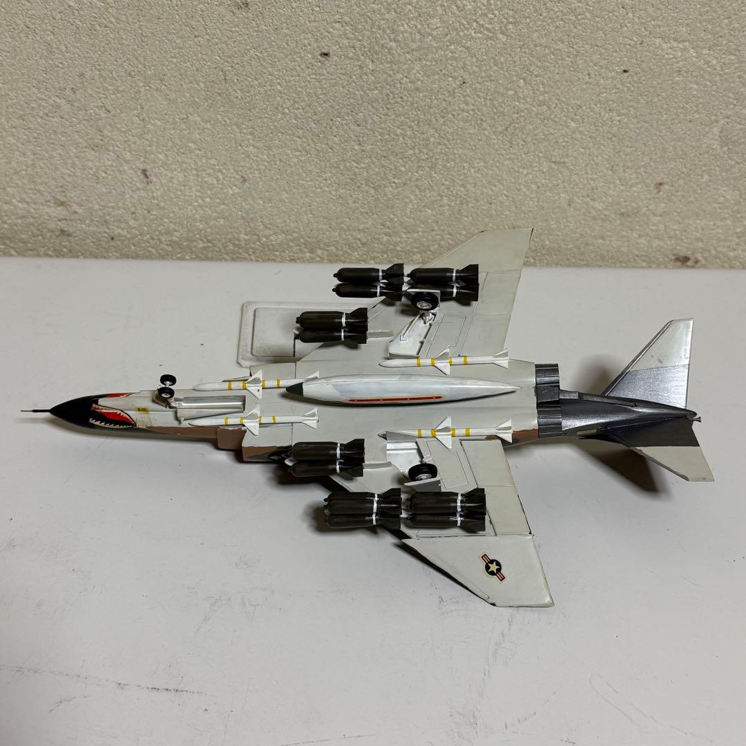 6体セット 戦闘機 プラモデル 完成品 全長26cm ほど 横幅16cmほど