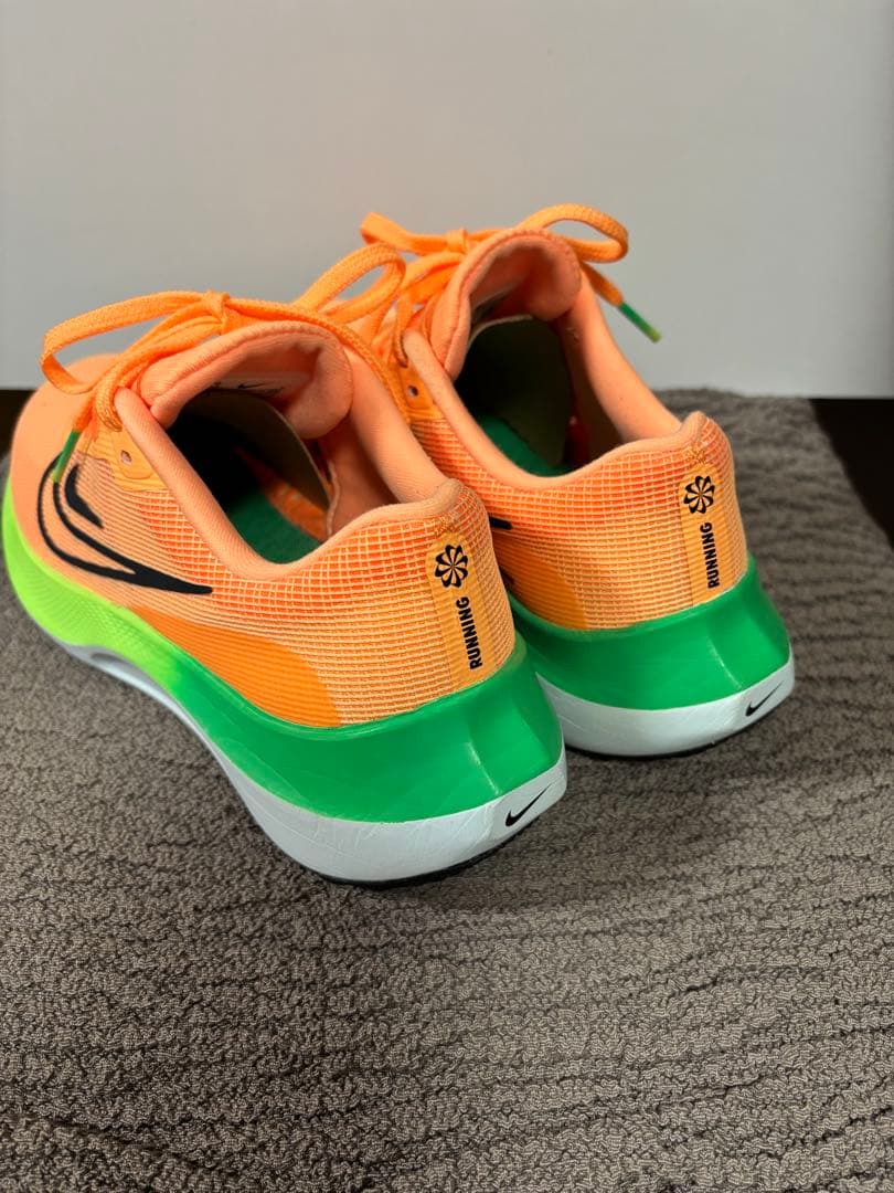 ナイキNIKEズームフライ5ランニングシューズ24.5cm