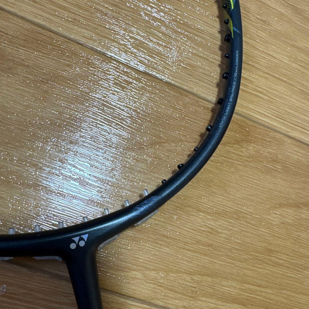 ヨネックス　NANO FLARE 800LT