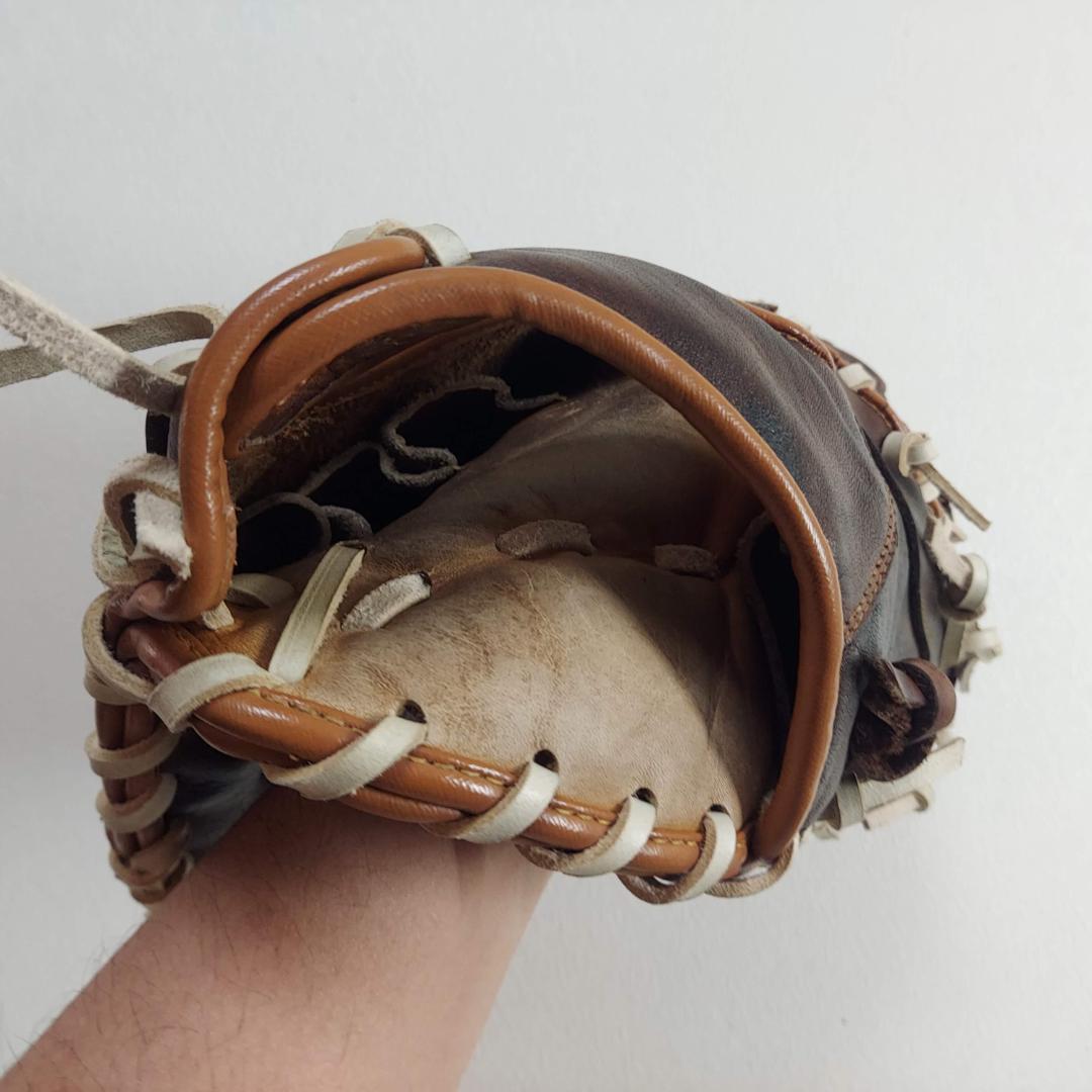 【超レア！ビンテージ再生品(色染め直し)】大人用・軟式　ミツワタイガー