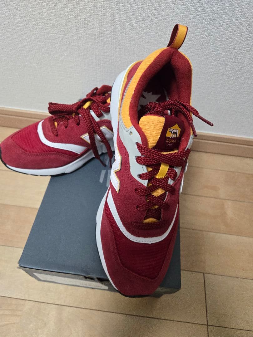 新品未使用ASローマコラボ　New Balance　CM997限定品25.5cm