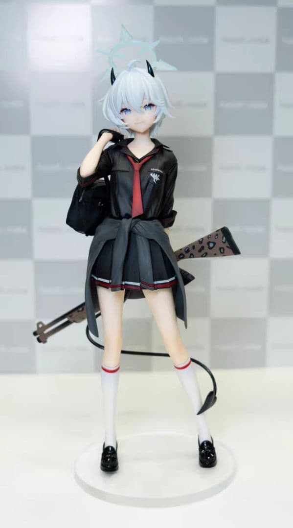 ブルアカ　ブルーアーカイブ　ゲヘナ　未塗装未組立　美少女　美女　1/7