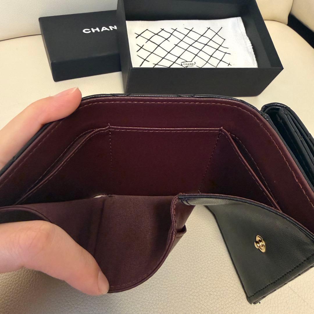 CHANEL 三つ折り財布　※ゴールド