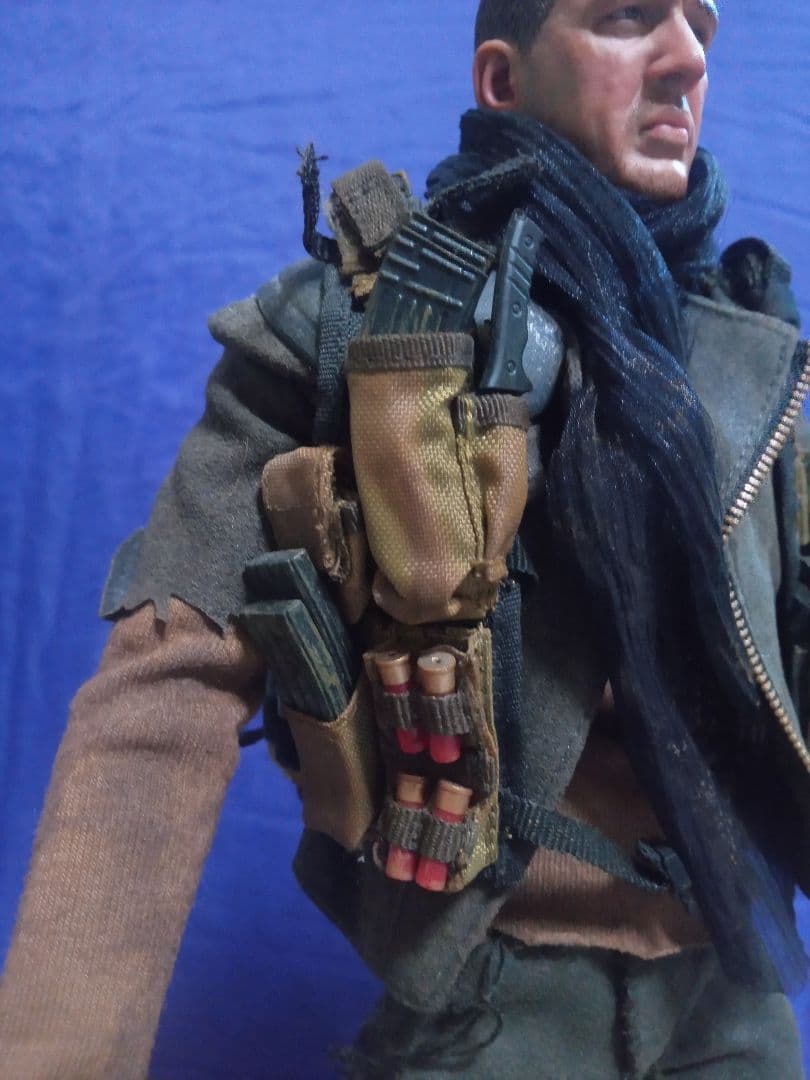 1/6 二代目MAX トム・ハーディ フィギュア/MADMAX FURYROAD