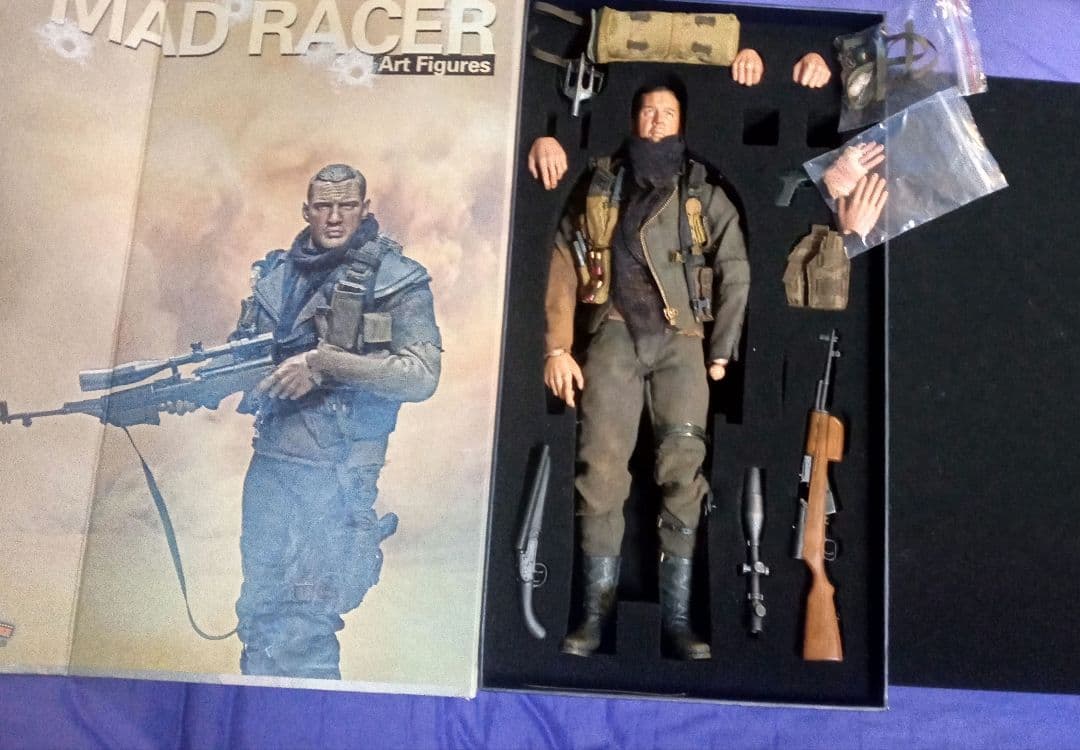1/6 二代目MAX トム・ハーディ フィギュア/MADMAX FURYROAD