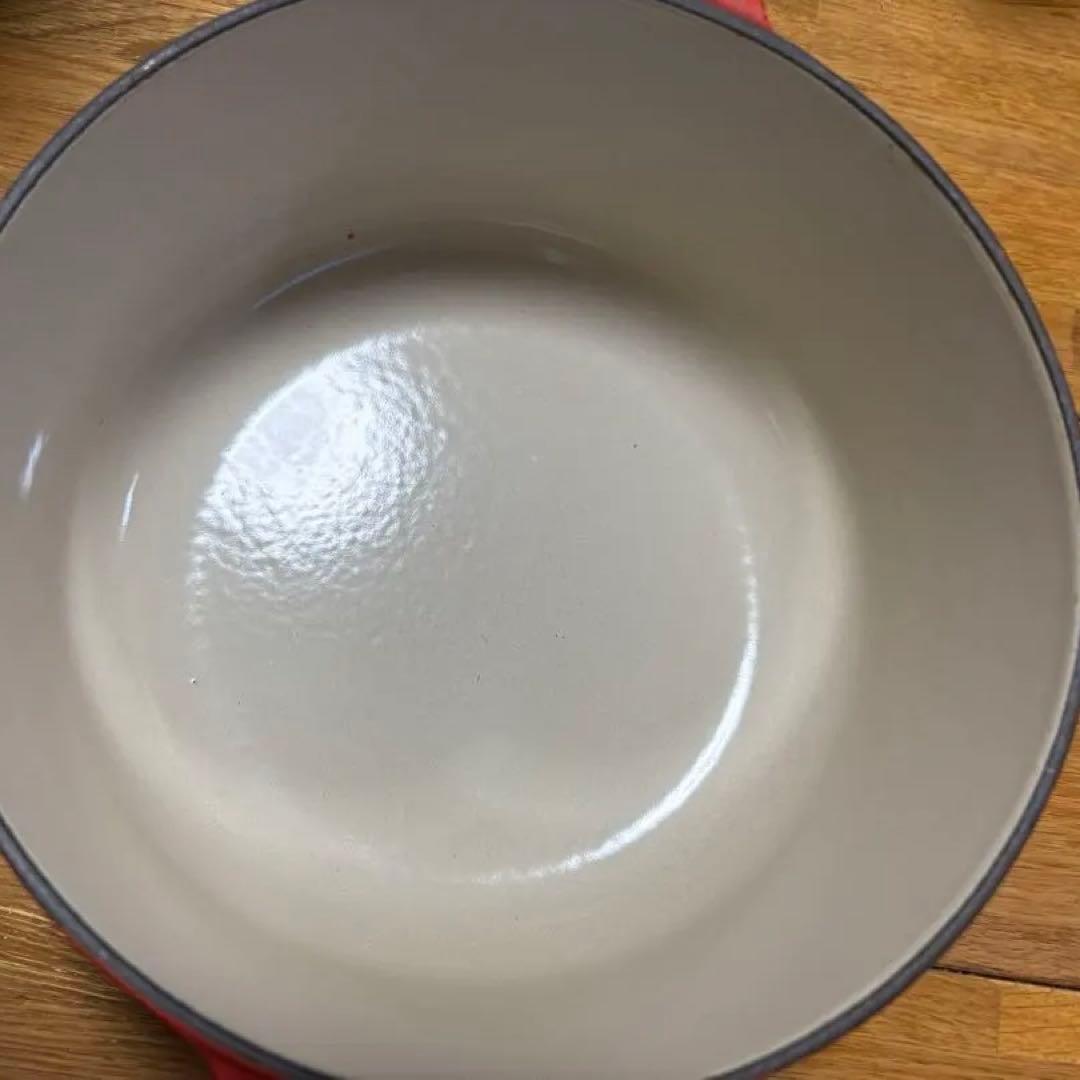 最終値下げ！ ル・クルーゼ　ココットロンド20cm チェリーレッド