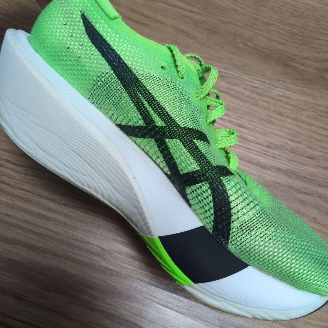 ASICS　メタスピードエッジ　23.5cm