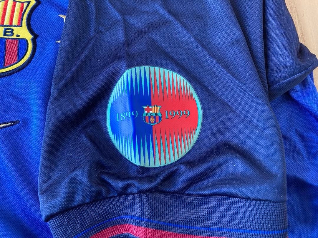 FC Barcelona 100周年ユニホーム　復刻版