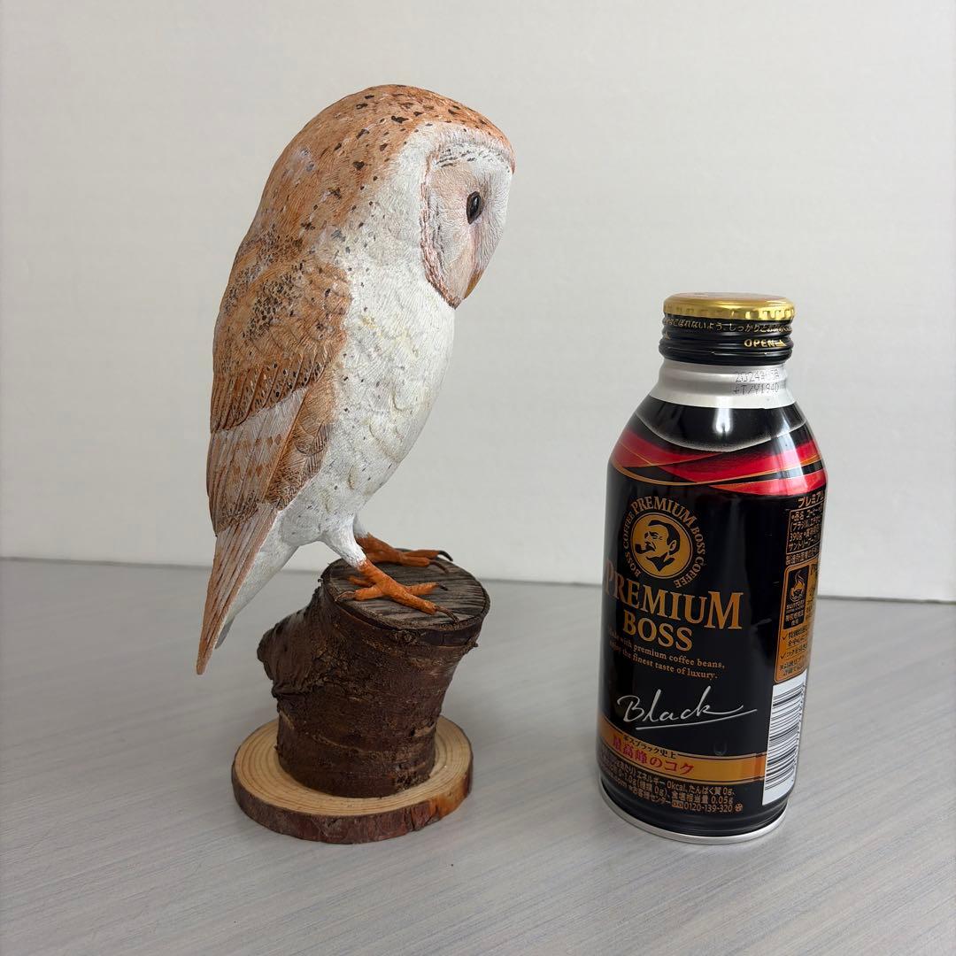 野鳥.メンフクロウ　バードカービング　野鳥彫刻　木彫り野鳥　一点物　ハンドメイド