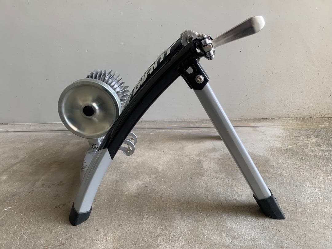 GIANT CYCLOTRON FLUID ST ジャイアントサイクルトレーナー