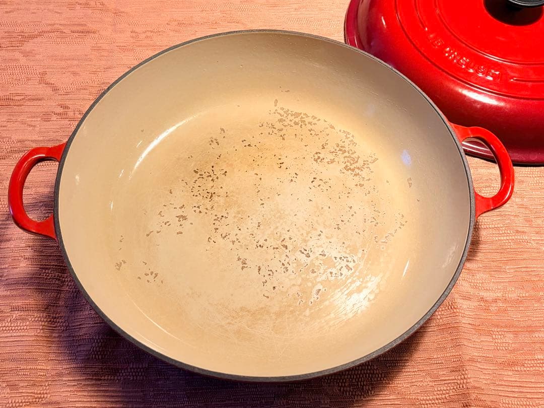 Le Creuset キャセロール　浅型両手鍋 チェリーレッド