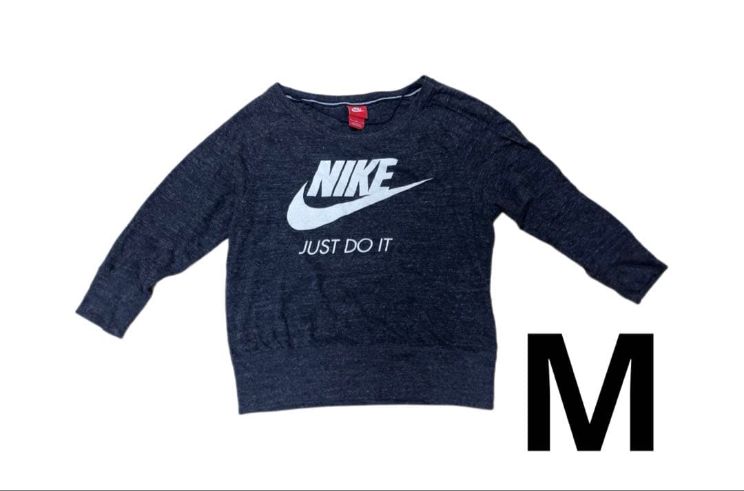Nike フーディ＆ショートパンツセット