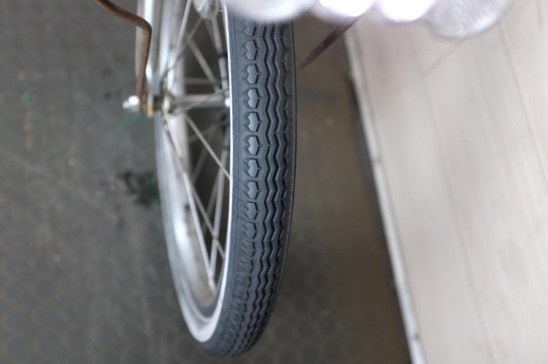 BS アシスタ　20インチ　3段　8.7Ah(3点灯）充電器あり