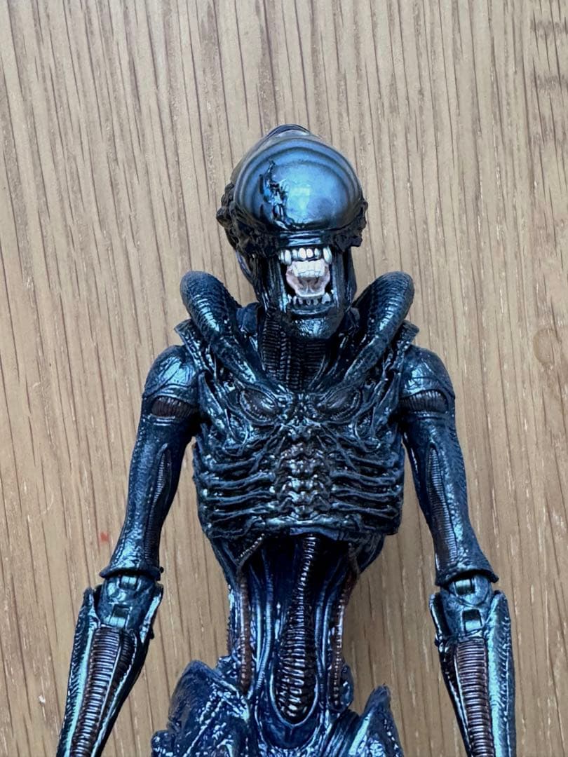 エイリアン:ロムルス/ スコーチド ゼノモーフ フィギュア NECA ネカ