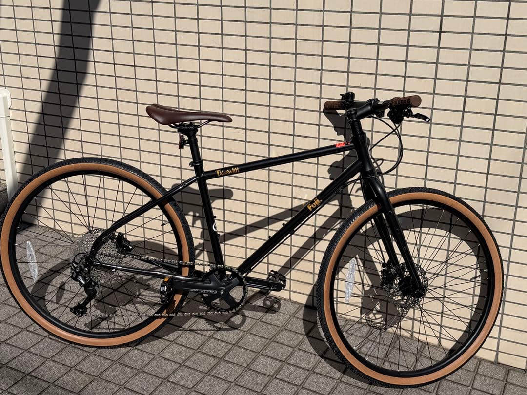 FUJI フジ TALAWAH BLACK MICA クロスバイク