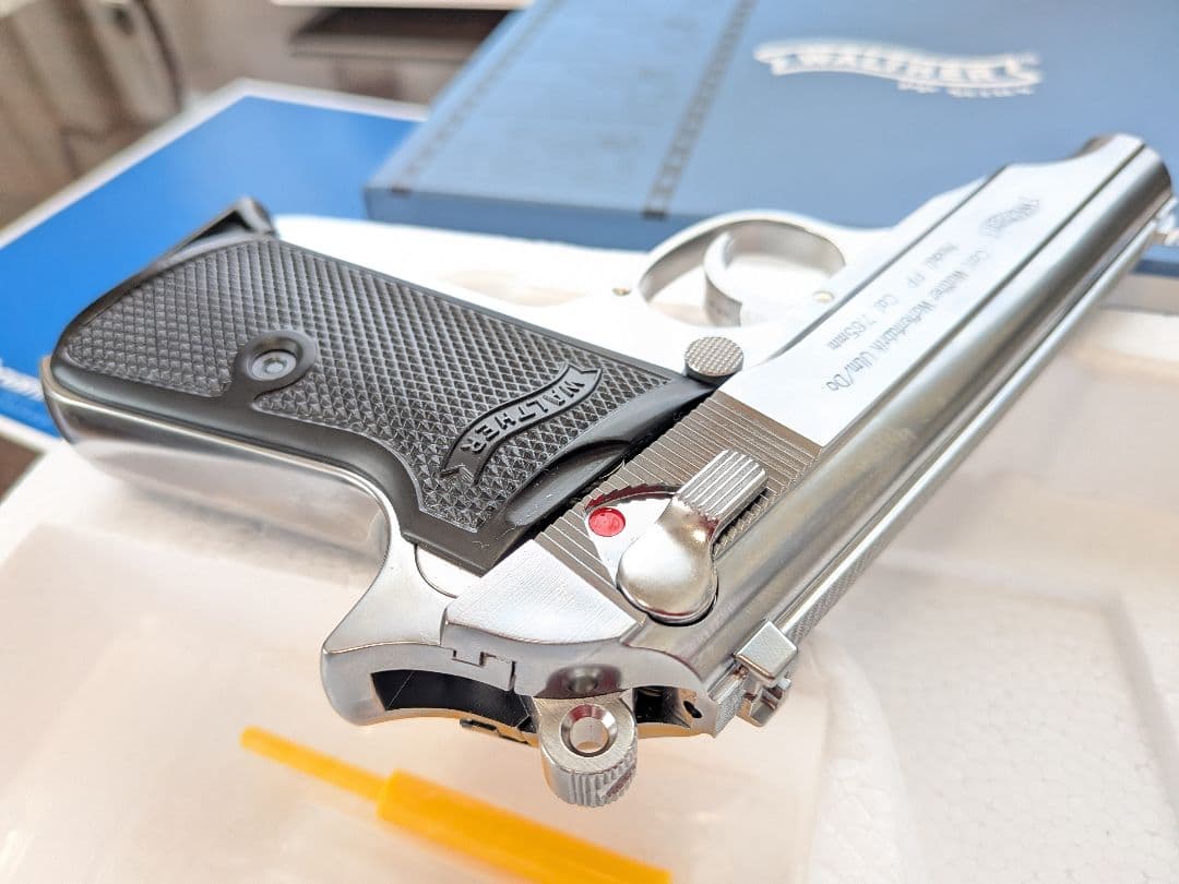 マルシン　ワルサー　PP シルバー　モデルガン　新品同様