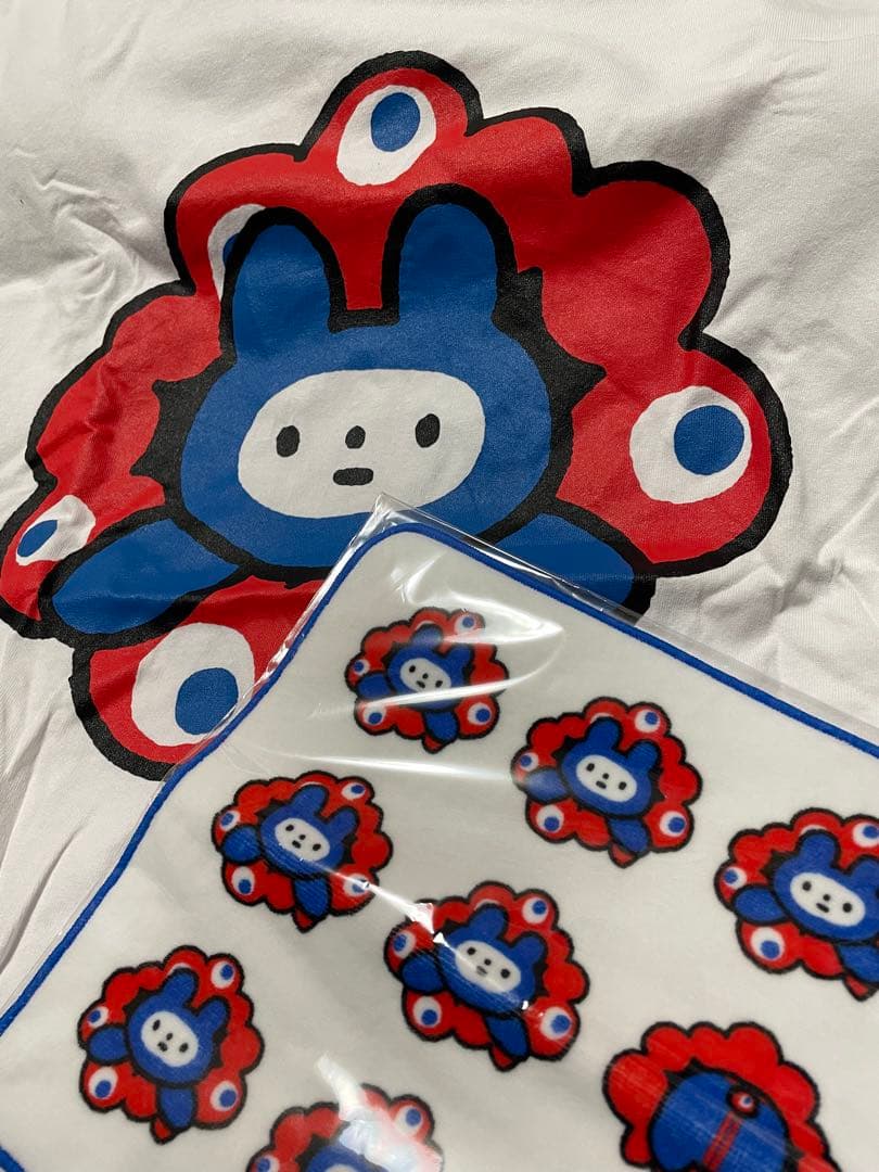ミャクミャク × きっこうちゃん 限定Tシャツ ハンカチ