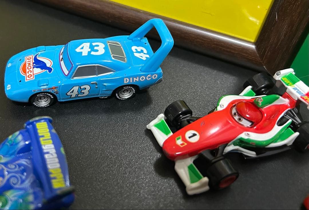 トミカ カーズ ＋プルバックミニカー3台