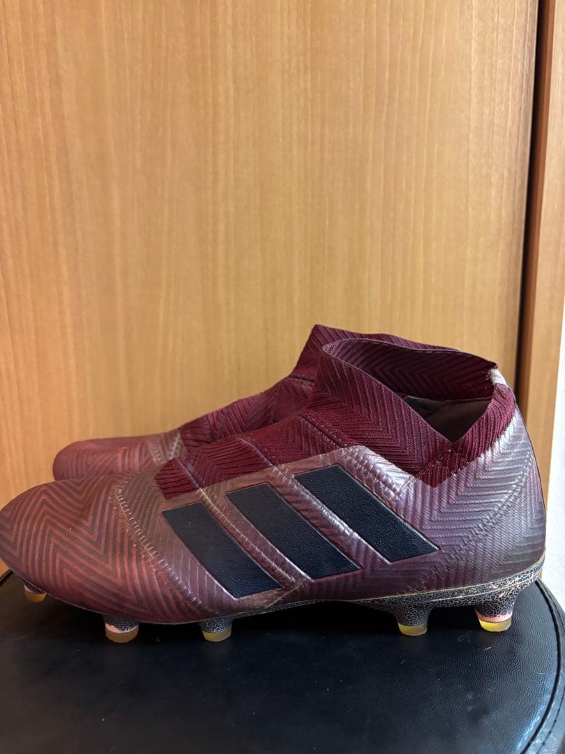 adidas バーガンディ サッカーシューズ・スパイク