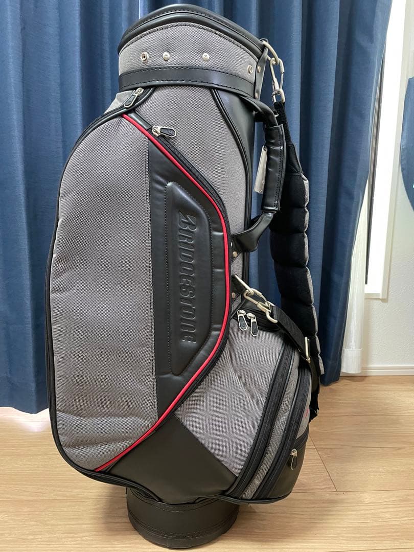 BRIDGESTONE ゴルフバッグ・キャディバッグ　中古品　ブリヂストン