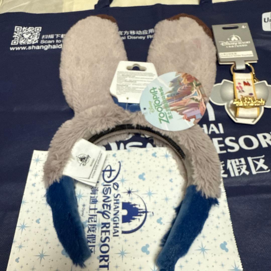 【値下げ】上海ディズニー　カチューシャホルダーセットズートピア ジュディ