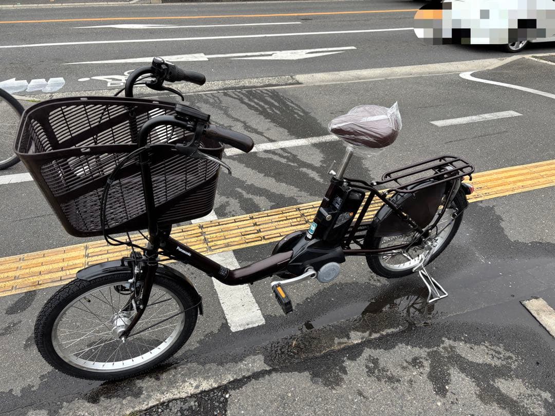 中古20㌅Panasonic電動アシスト自転車　8.9Ah4点灯　082