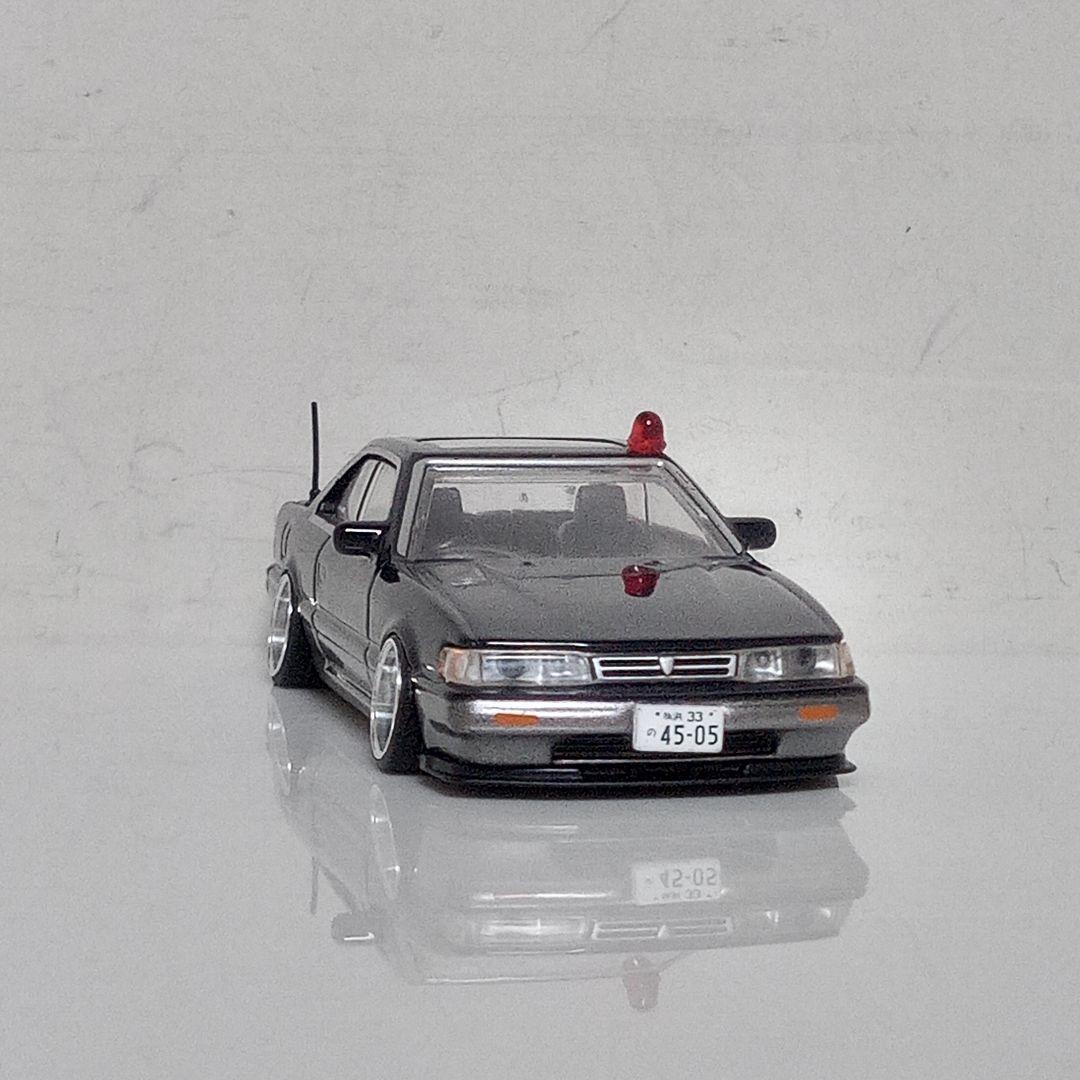 アオシマ 1/64あぶない刑事コレクション F31レパード後期型 港302号