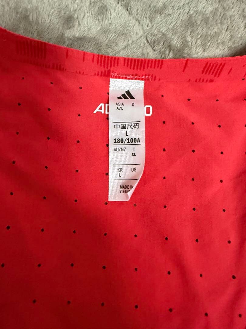 アディゼロ　ランニングシングレット　上下　XL