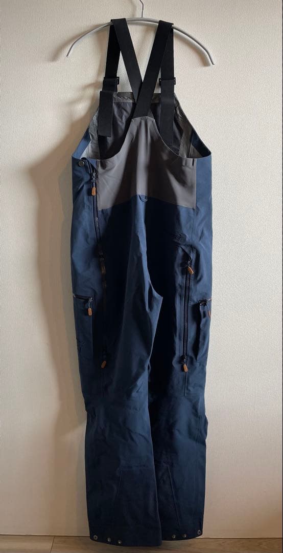 スノーボード NORRONA tamok Gore-Tex Shell Bib (W)