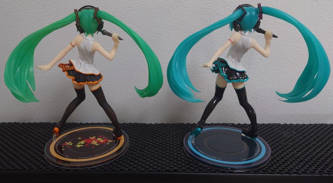 【開封済】Lat式　初音ミク　フィギュア 2体セット