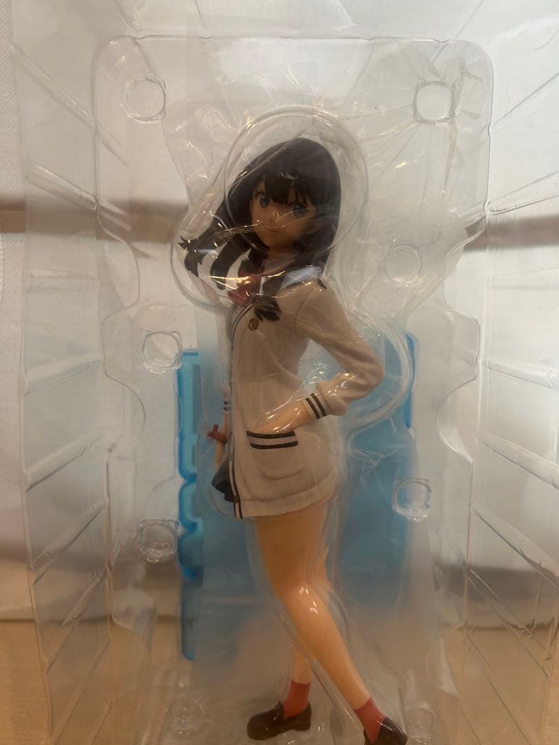 SSSS.GRIDMAN 宝多六花 1/7 完成品フィギュア　グリッドマン