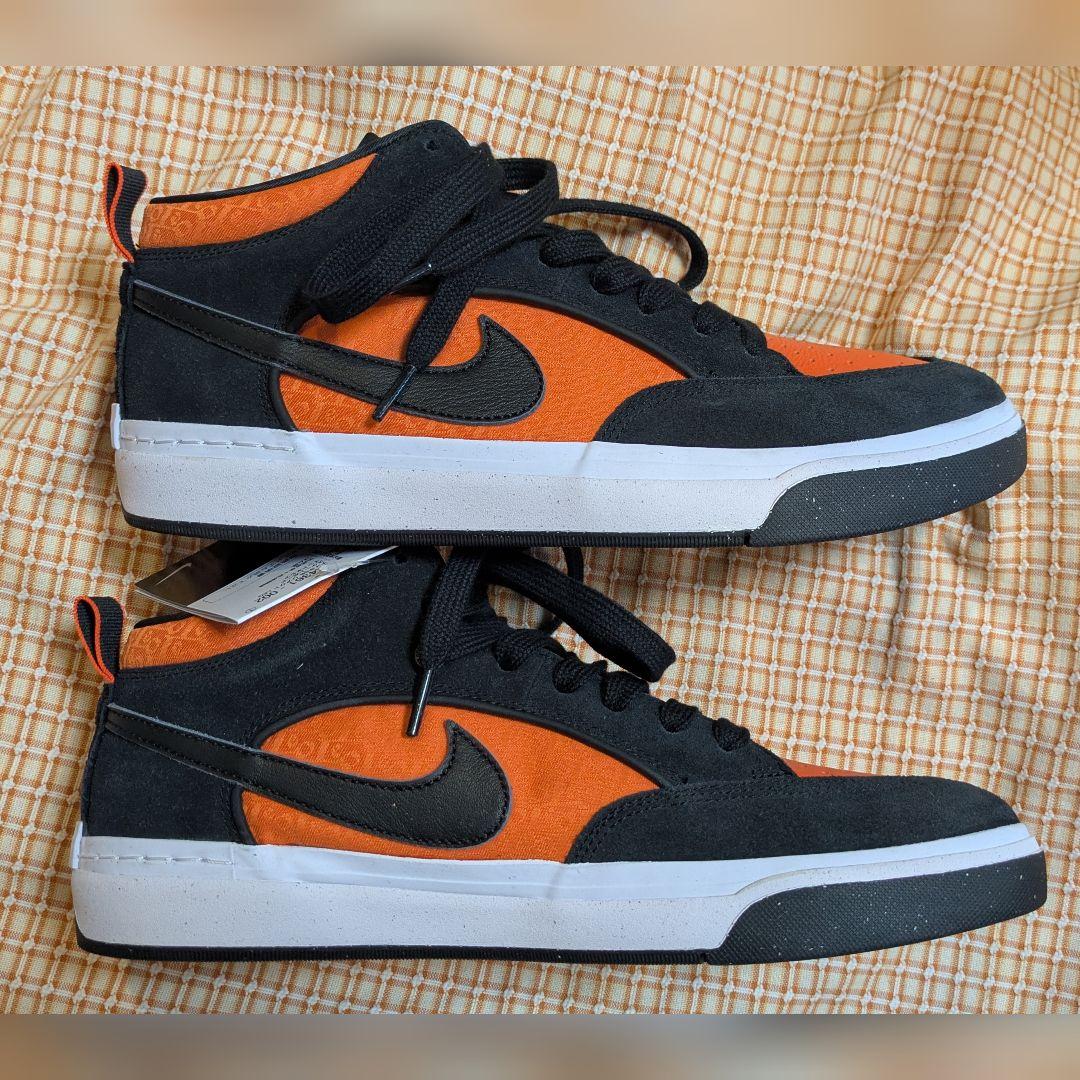 NIKE SB ナイキ　リアクトロ　レオ　スニーカー　スケートボード　ローカット