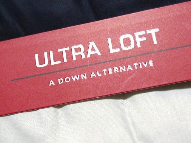 【大きい】XL日本サイズ位新品トミーヒルフィガーUSA限定蓄熱ダウンジャケット