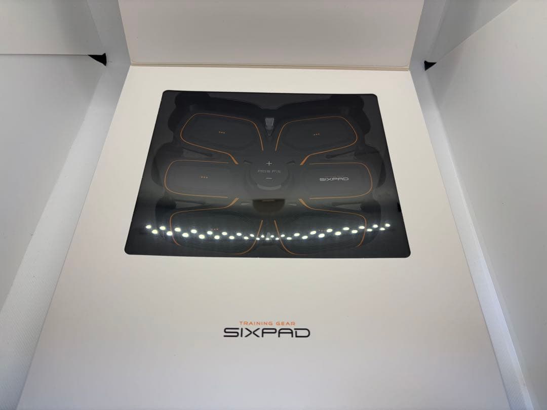 【超美品】新品パッド付　SIXPAD アブズフィット2(Abs Fit 2)
