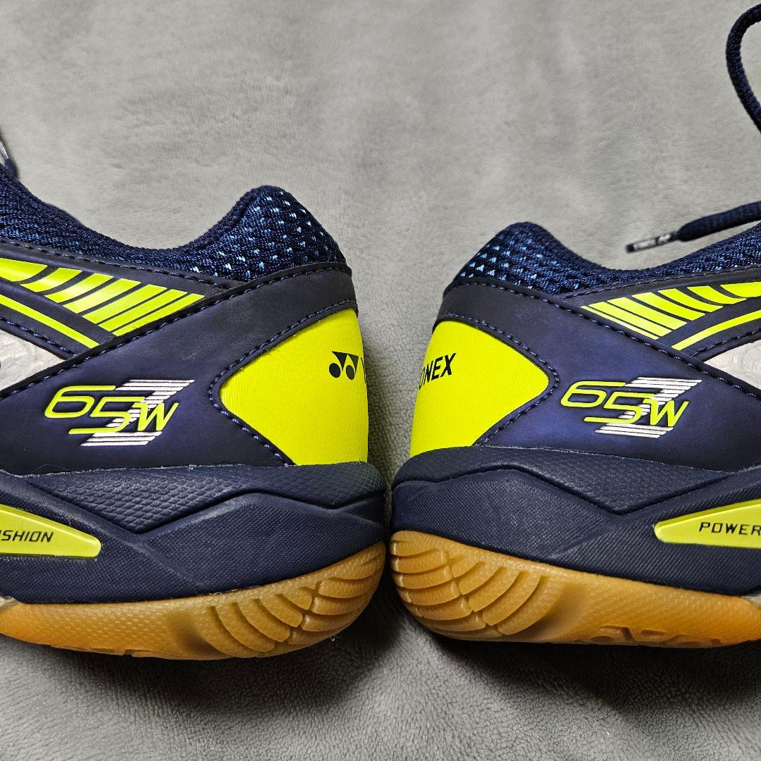 【美品】YONEX パワークッション 65ZW バドミントンシューズ 26.0