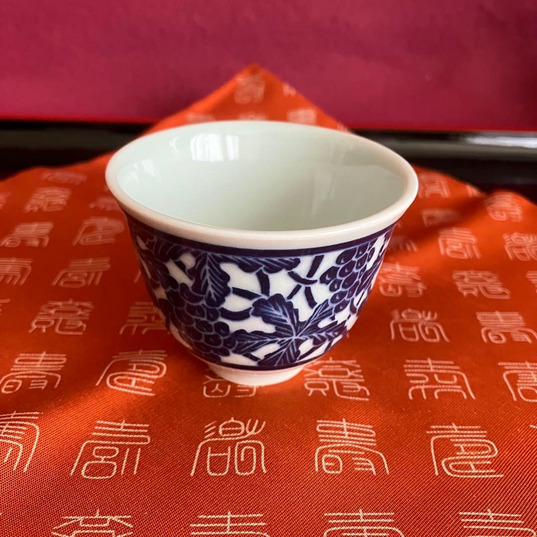 お値下げ 新品未使用 青華白磁透刻葡萄文煎茶器 5客揃