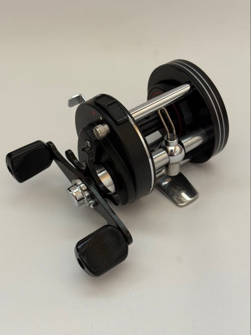 DAIWA Millionaire GS-2000 リール 収納袋付き