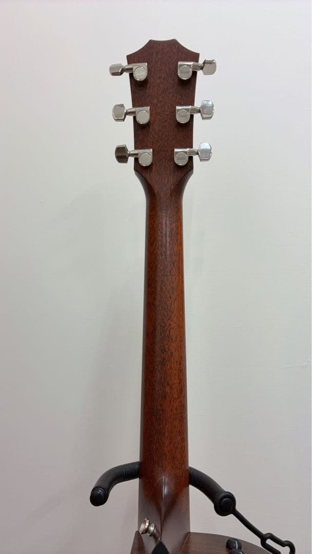 Taylor314ce V-class 弦アース
